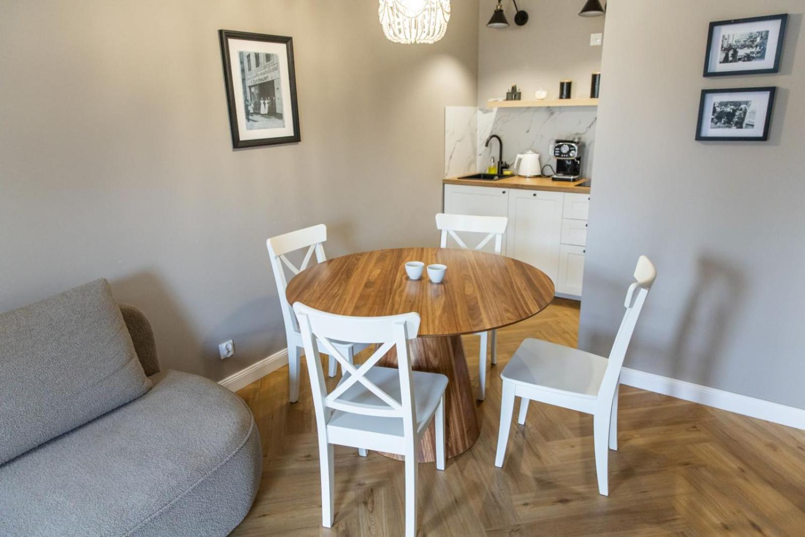 Solar Apartments I Stare Miasto 10Min I Priv Parking Free I Winda I Balkon Torun Exterior photo